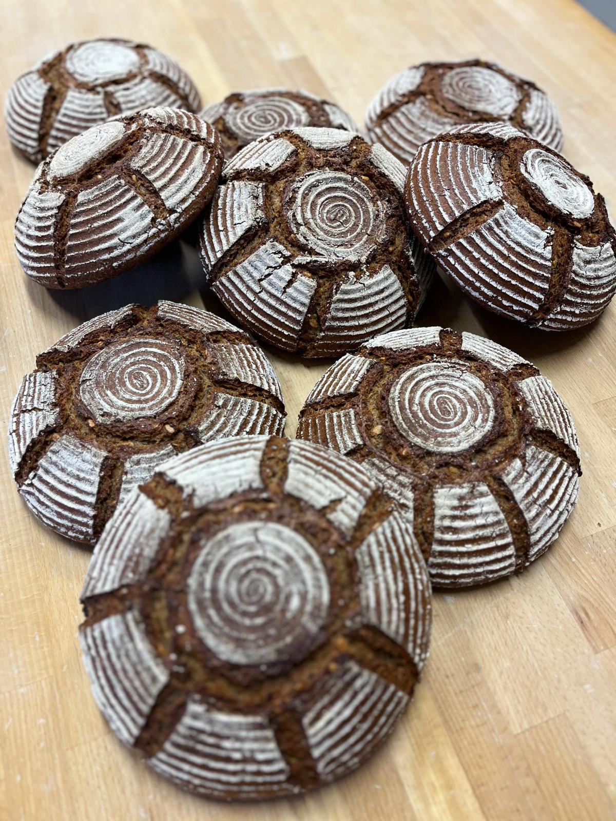 baecker-frisches-brot